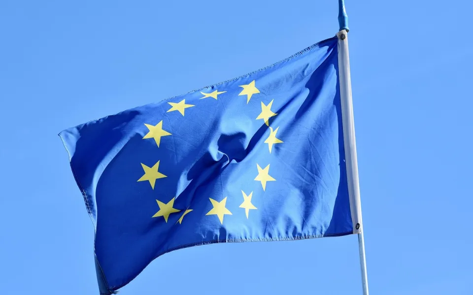 Konec daňových kliček v EU? Brusel zacílil na podvody s DPH a kapitálové trhy