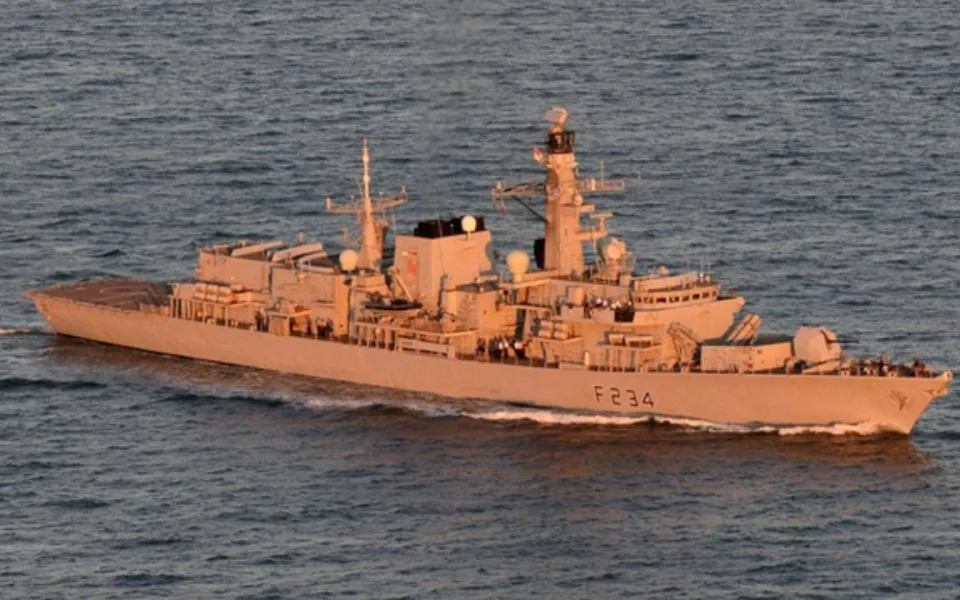 HMS Iron Duke mizí z flotily, Royal Navy řeší nedostatek fregat