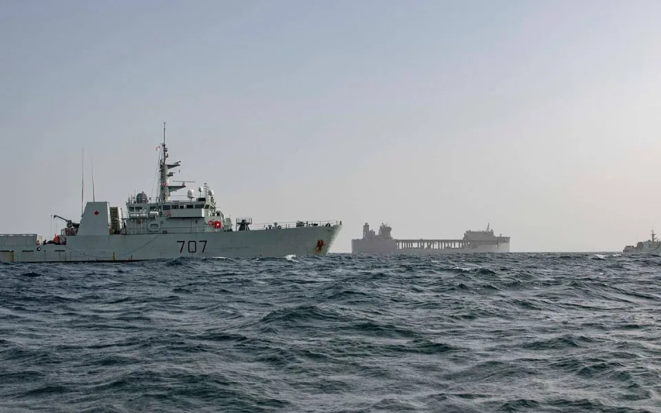 Kanadské lodě míří do Evropy, pro NATO budou hledat miny