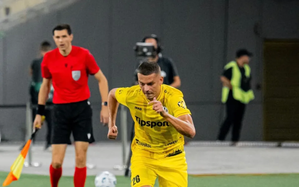 Senzace v Řecku! Hradec v závěru smazal dvougólové manko díky Umarovi