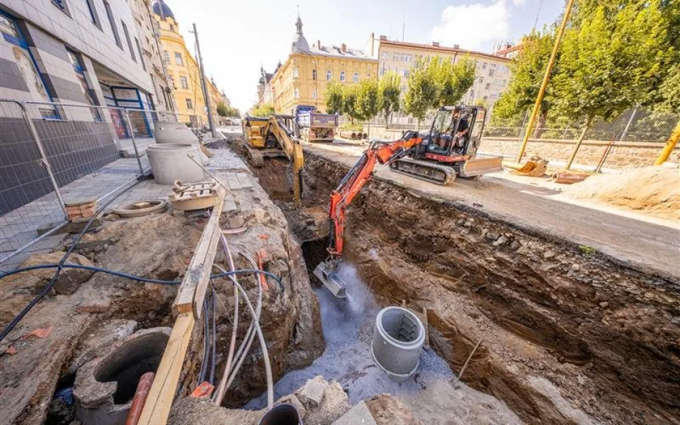 PŘEHLED: Kosovská, u Billy, Romana Havelky. Jaké další silnice se budou opravovat?
